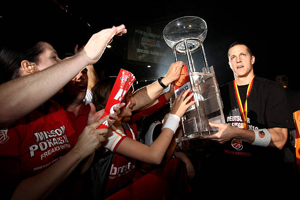 在内的多家 在内的多家