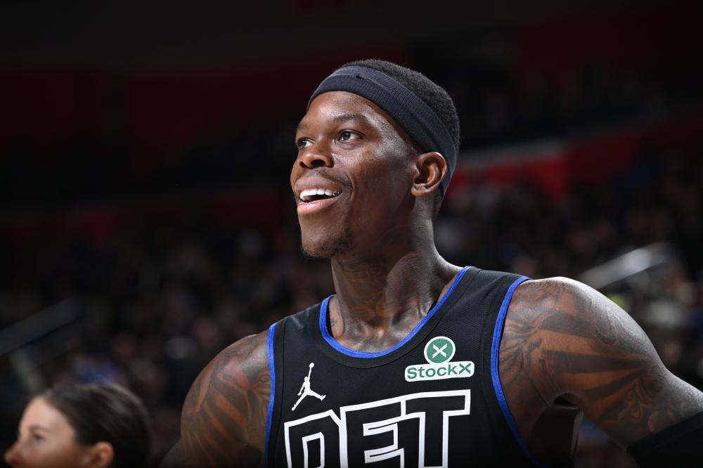 执教背景与 执教背景与